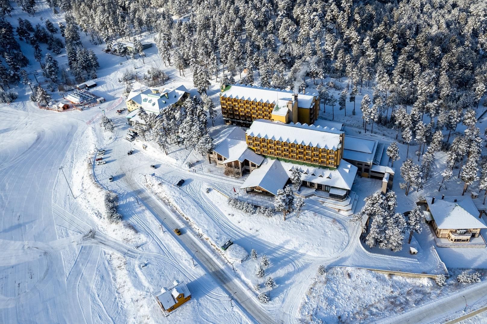 Duja Chalet Ski Center Otel